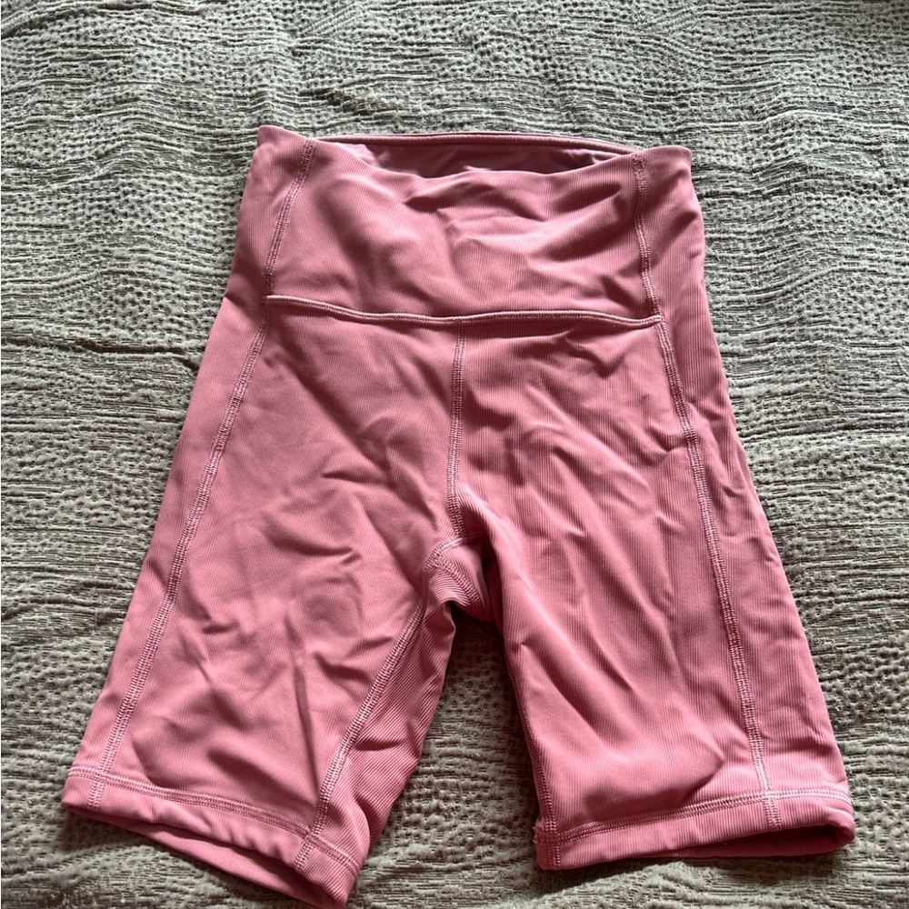 Lululemon 7in seam bike shorts size 4